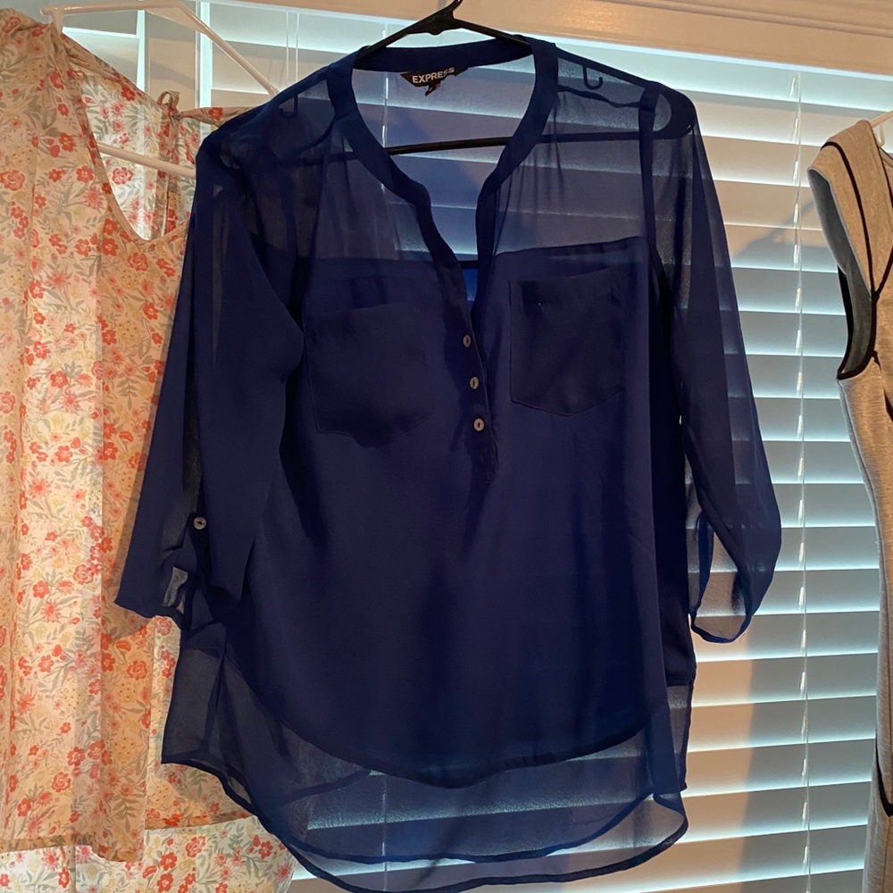 Blue Express brand dress shirt. Size small